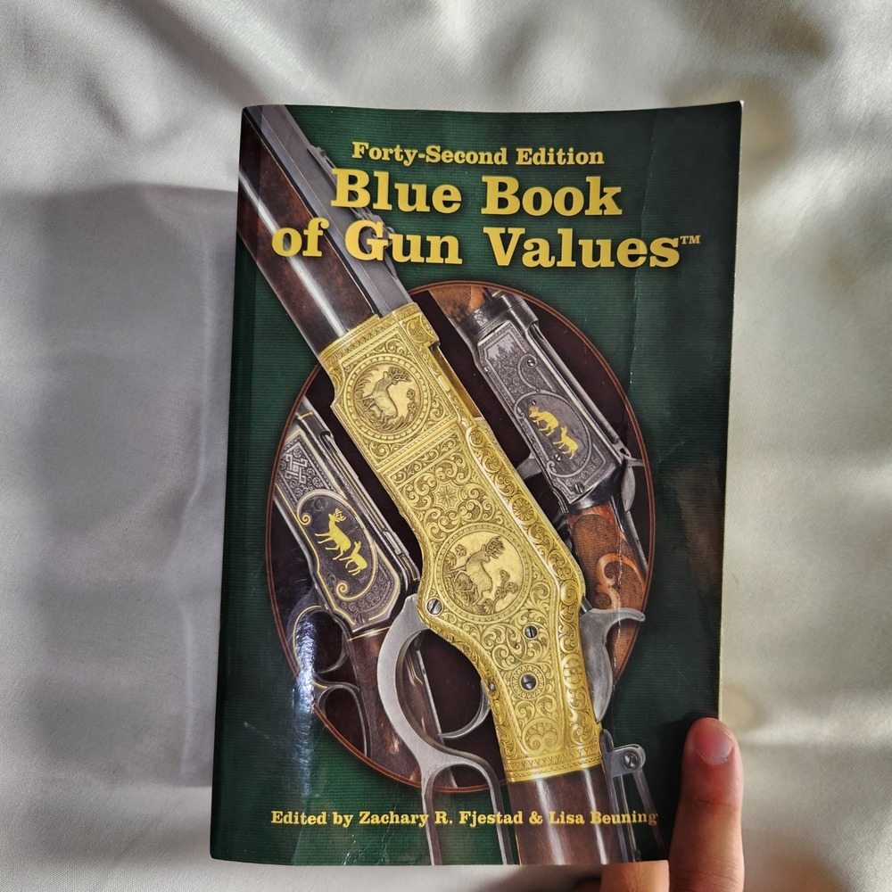 Blue Book of Gun Values 42nd Edition 2021 Guide Collectible Reference